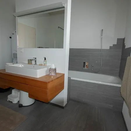 Modern And Cozy Mountain Apt In Litziruti With A View * Langwies