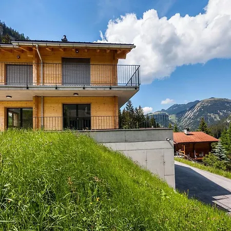 Modern And Cozy Mountain Apt In Litziruti With A View